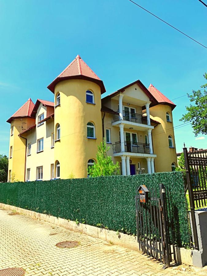 The Castle Suites & Apartment - Free Parking - (Adults Only) 크라쿠프 외부 사진