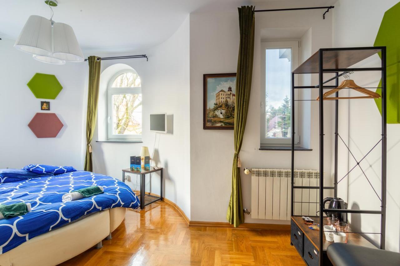 The Castle Suites & Apartment - Free Parking - (Adults Only) 크라쿠프 외부 사진