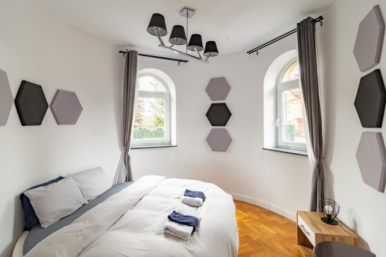 The Castle Suites & Apartment - Free Parking - (Adults Only) 크라쿠프 외부 사진