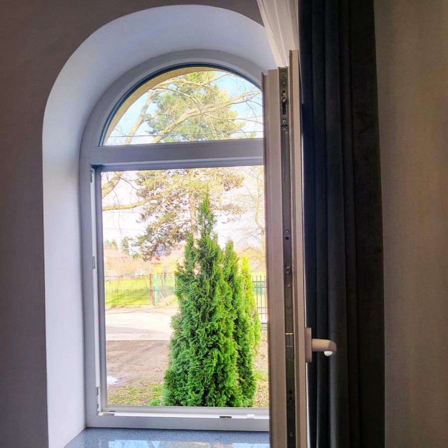 The Castle Suites & Apartment - Free Parking - (Adults Only) 크라쿠프 외부 사진